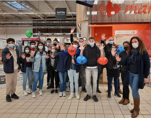 visite des 2de CAP EPC au Carrefour Market de la Flèche